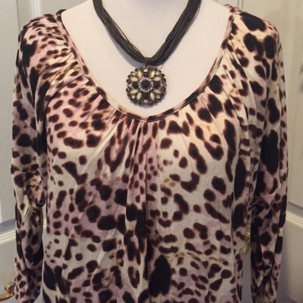 Jennifer Lopez printed shirt